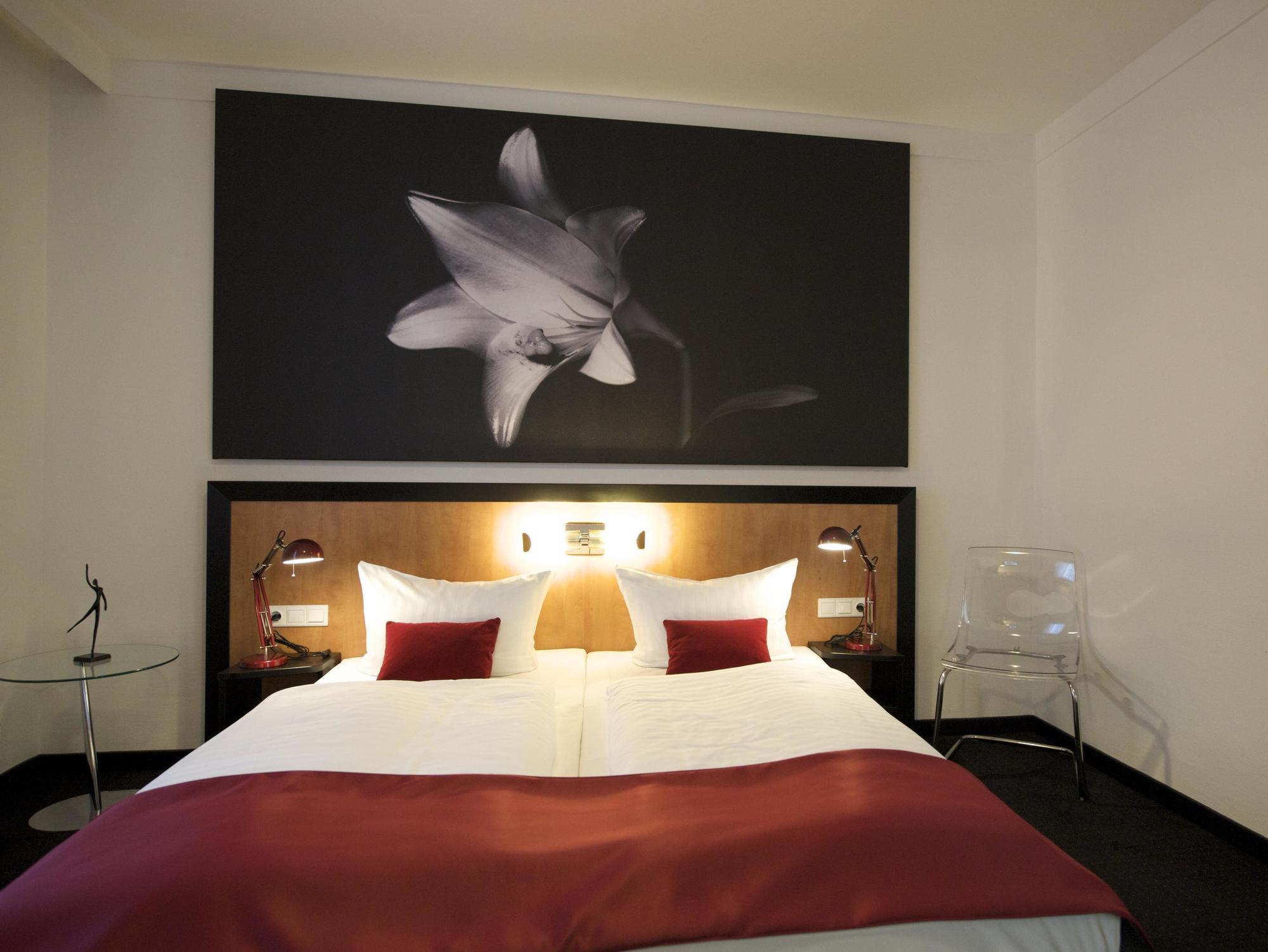 Max Brown Hotel Midtown, Part Of Sircle Collection Дюссельдорф Екстер'єр фото
