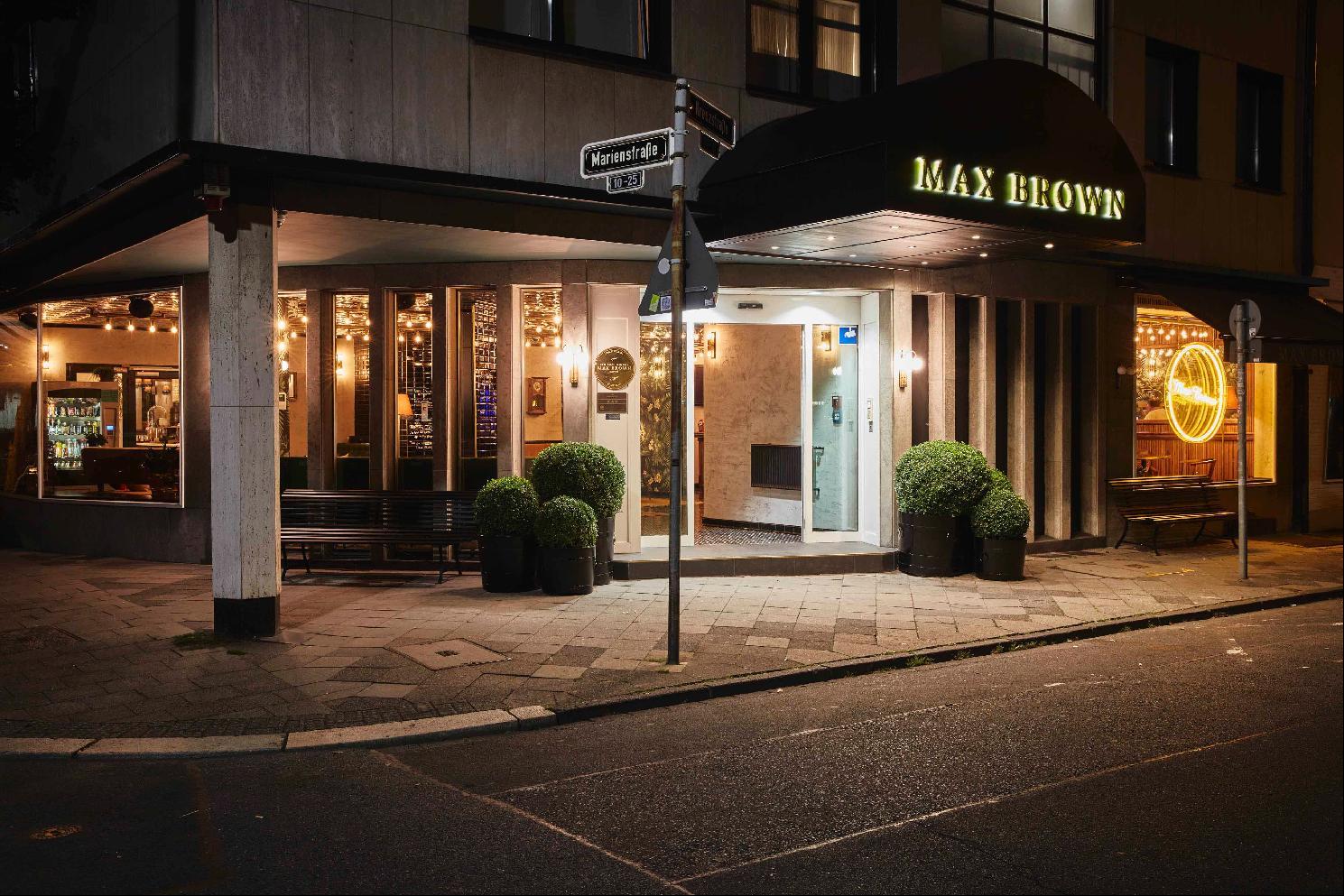 Max Brown Hotel Midtown, Part Of Sircle Collection Дюссельдорф Екстер'єр фото